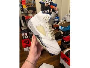 Jordan retro 5 stealth sz 10.5